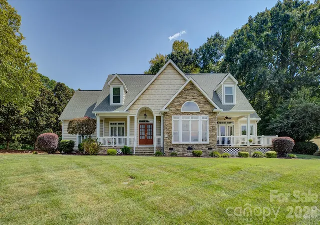 Single family home for sale at 946 Lake Clb Dr, Rock Hill, SC 29732 | MLS# 4421341