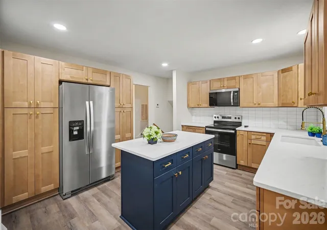 Photo 3 of Single family home for sale at 5324 Cheval Pl, Charlotte, NC 28205 | MLS# 4421359 | Listing updated on 2026-09-12