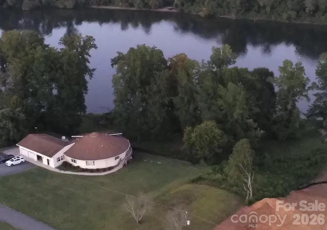 Photo 2 of Single family home for sale at 6034 Lookout Hts Dr, Claremont, NC 28610 | MLS# 4421400 | Listing updated on 2026-09-12
