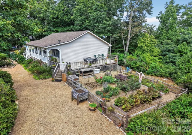 Photo 3 of Multi family home for sale at 44 & 50 Autumn View Dr, Hendersonville, NC 28792 | MLS# 4421404 | Listing updated on 2026-09-05