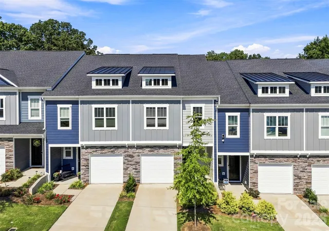 Photo 1 of Townhouse for sale at 2629 Ruby Dixon Xing Dr, Gastonia, NC 28056 | MLS# 4421412 | Listing updated on 2026-09-09