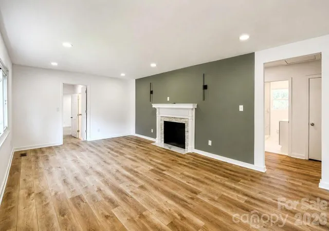 Photo 3 of Sale Pending at 300 King St, Monroe, NC 28110 | MLS# 4421432 | Listing updated on 2026-09-12