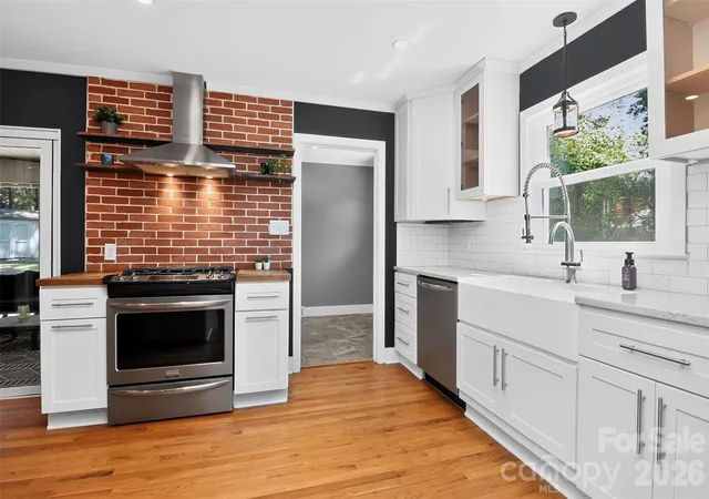 Photo 1 of Single family home for sale at 831 Faircrest Dr, Charlotte, NC 28210 | MLS# 4421440 | Listing updated on 2026-09-28