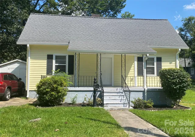 Photo 1 of Single family home for sale at 316 S Ransom St, Gastonia, NC 28052 | MLS# 4421446 | Listing updated on 2026-09-04