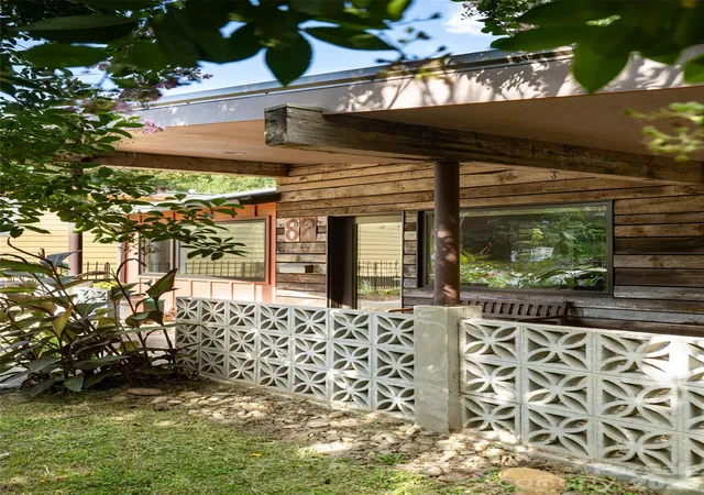 Photo 4 of Single family home for sale at 82 Mount Clare Ave, Asheville, NC 28801 | MLS# 4421448 | Listing updated on 2026-09-23