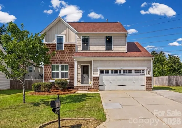 Photo 1 of Single family home for sale at 3011 Rhododendron Pl, Clover, SC 29710 | MLS# 4421456 | Listing updated on 2026-09-06