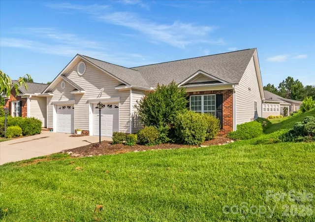 Photo 2 of Townhouse for sale at 136 Morgan Tr Dr Sw, Valdese, NC 28690 | MLS# 4421484 | Listing updated on 2026-09-24