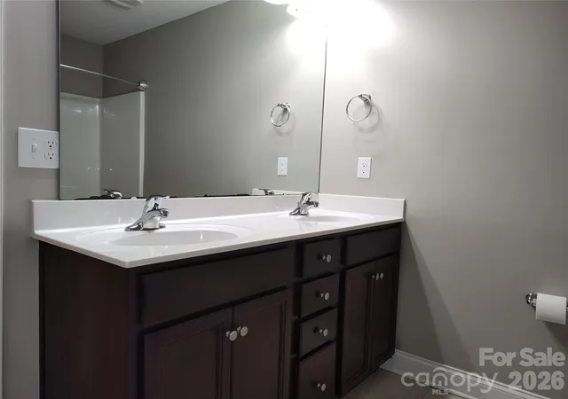 Photo 24 of Single family home for sale at 9415 Segundo Ln, Charlotte, NC 28278 | MLS# 4421507 | Listing updated on 2026-09-08