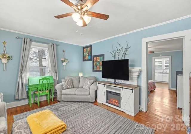 Photo 4 of House for sale at 218 Wilson St, Albemarle, NC 28001 | MLS# 4421509 | Listing updated on 2026-09-04