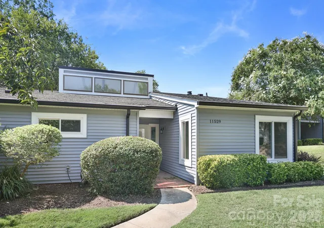 Photo 2 of Condo for sale at 11529 Turn Stone Ct, Charlotte, NC 28226 | MLS# 4421533 | Listing updated on 2026-09-08