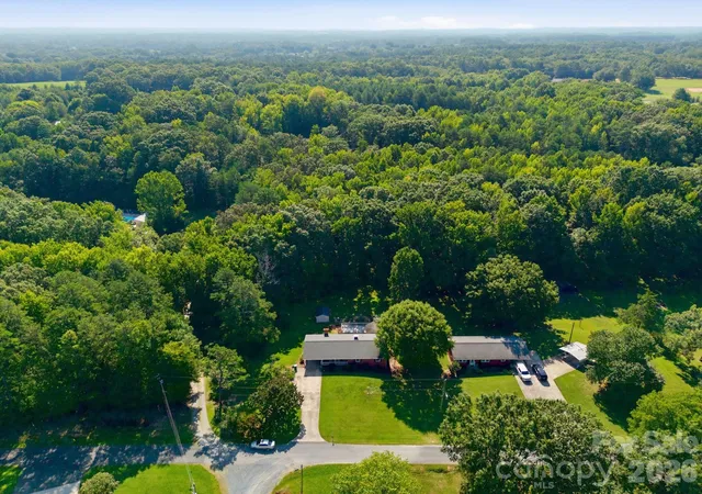 Photo 3 of Single family home for sale at 538 Pecan Dr, Oakboro, NC 28129 | MLS# 4421547 | Listing updated on 2026-10-07