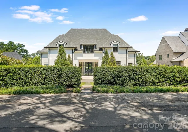 Photo 2 of Mansion for sale at 2422 Ferncliff Rd, Charlotte, NC 28211 | MLS# 4421551 | Listing updated on 2026-09-16