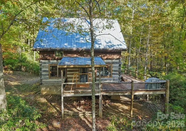 Photo 1 of Single family home for sale at 755 Hollyberry Ln, Marshall, NC 28753 | MLS# 4421552 | Listing updated on 2026-10-29