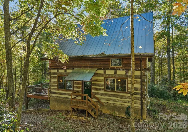 Photo 3 of Single family home for sale at 755 Hollyberry Ln, Marshall, NC 28753 | MLS# 4421552 | Listing updated on 2026-10-29