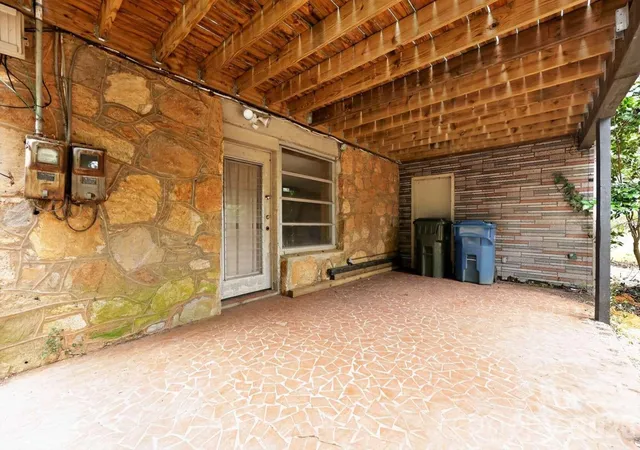 Photo 4 of Single family home for sale at 506 5th Avenue SE, Hickory, NC 28602 | MLS# 4421563 | Listing updated on 2026-09-21