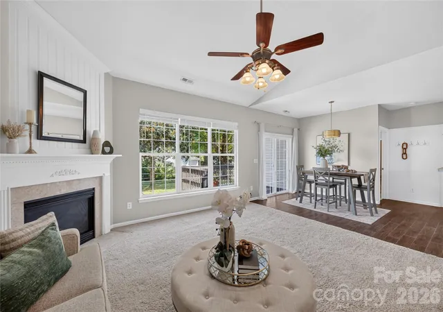 Photo 4 of Sale Pending at 15228 Carrington Ridge Dr, Huntersville, NC 28078 | MLS# 4421573 | Listing updated on 2026-10-19