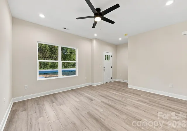 Photo 4 of Single family home for sale at 2269 S Jake Alexander Blvd, Salisbury, NC 28146 | MLS# 4421582 | Listing updated on 2026-10-27