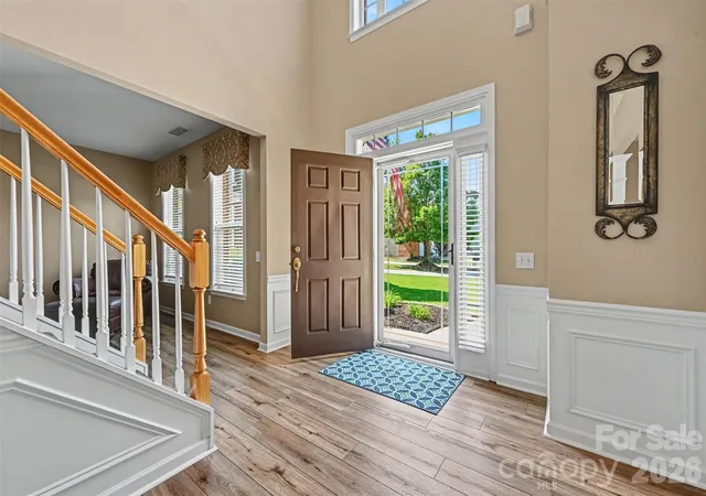 Photo 4 of Single family home for sale at 9538 Linden Tree Ln, Charlotte, NC 28277 | MLS# 4421584 | Listing updated on 2026-09-13