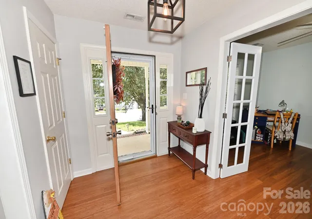 Photo 3 of Single family home for sale at 236 17th Avenue Se, Hickory, NC 28602 | MLS# 4421627 | Listing updated on 2026-10-04