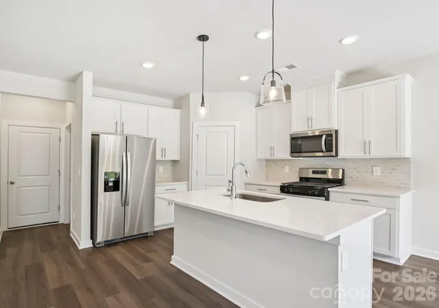 Photo 2 of Single family home for sale at 331 Pantego Pl, Salisbury, NC 28144 | MLS# 4421635 | Listing updated on 2026-09-22