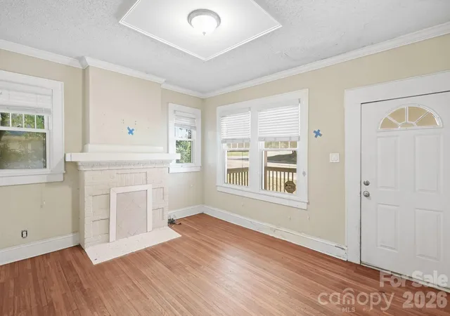 Photo 3 of Single family home for sale at 2417 The Plz, Charlotte, NC 28205 | MLS# 4421646 | Listing updated on 2026-10-02