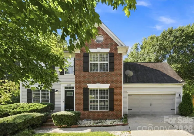 Photo 1 of Single family home for sale at 10409 Northwoods Forest Dr, Charlotte, NC 28214 | MLS# 4421652 | Listing updated on 2026-09-12