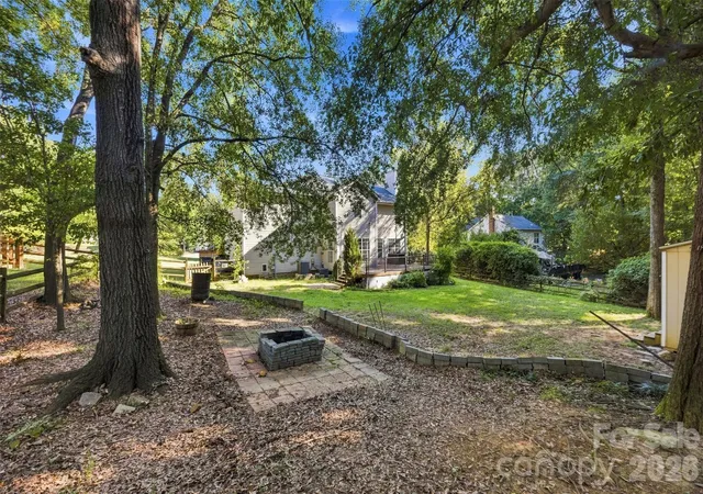 Photo 23 of Single family home for sale at 10409 Northwoods Forest Dr, Charlotte, NC 28214 | MLS# 4421652 | Listing updated on 2026-09-12