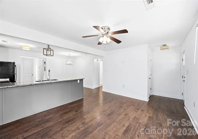 Photo 3 of Single family home for sale at 629 Center St, Rock Hill, SC 29730 | MLS# 4421678 | Listing updated on 2026-09-05