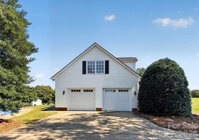 Photo 2 of Single family home for sale at 1186 Morningstar Lake Rd, Forest City, NC 28043 | MLS# 4421686 | Listing updated on 2026-09-09