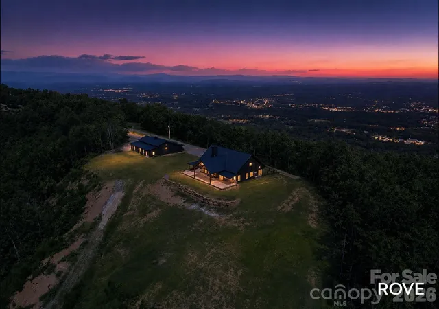 Photo 2 of Single family home for sale at 3752 Mountain Vista Dr, Morganton, NC 28655 | MLS# 4421721 | Listing updated on 2026-10-01