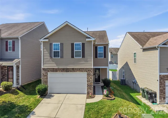 Photo 3 of Single family home for sale at 622 Shellbark Dr, Concord, NC 28025 | MLS# 4421761 | Listing updated on 2026-09-22