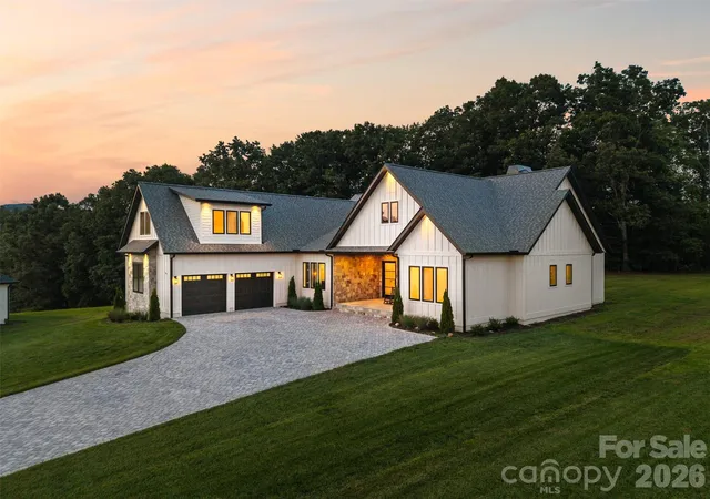 Photo 2 of Single family home for sale at 144 Golden Pasture Dr, Fletcher, NC 28732 | MLS# 4421763 | Listing updated on 2026-10-03
