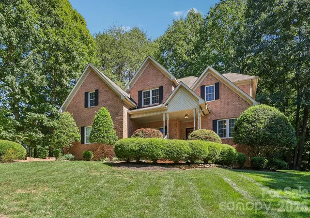 Photo 1 of Single family home for sale at 5385 Stone Brk Ct, Davidson, NC 28036 | MLS# 4421777 | Listing updated on 2026-10-02