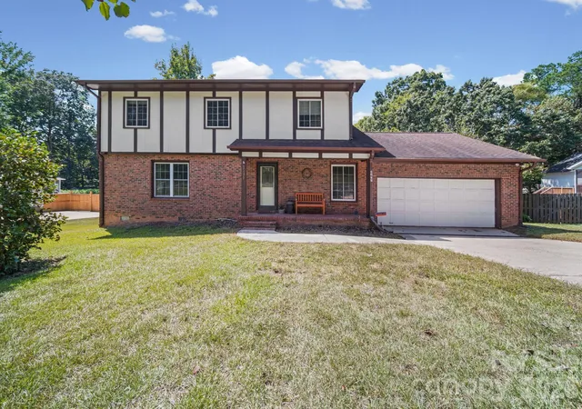 Single family home for sale at 3177 Wimbledon Ln, Rock Hill, SC 29732 | MLS# 4421779