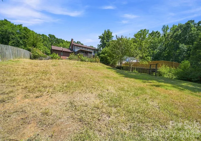 Photo 4 of Single family home for sale at 3177 Wimbledon Ln, Rock Hill, SC 29732 | MLS# 4421779 | Listing updated on 2026-10-16