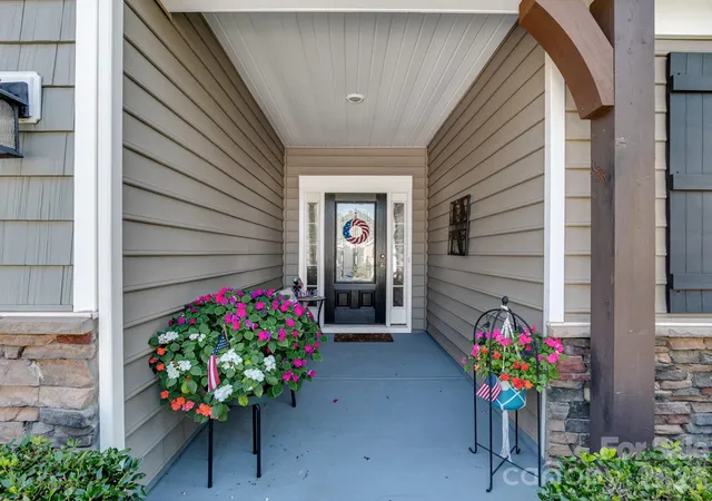 Photo 3 of Single family home for sale at 247 Fordham Ct, Lancaster, SC 29720 | MLS# 4421798 | Listing updated on 2026-10-20