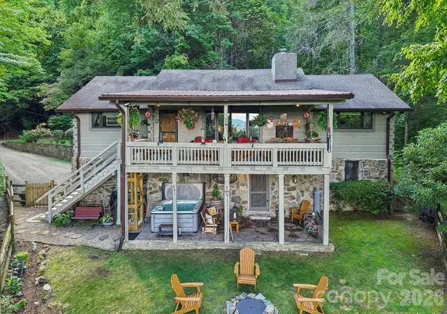 Photo 1 of Single family home for sale at 782 Setzer Cvs Rd, Maggie Valley, NC 28751 | MLS# 4421807 | Listing updated on 2026-09-24