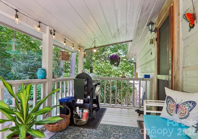 Photo 2 of Single family home for sale at 782 Setzer Cvs Rd, Maggie Valley, NC 28751 | MLS# 4421807 | Listing updated on 2026-09-24