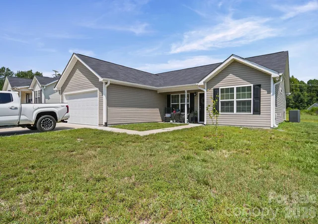 Photo 2 of Single family home for sale at 115 Fir St, Pageland, SC 29728 | MLS# 4421820 | Listing updated on 2026-09-05