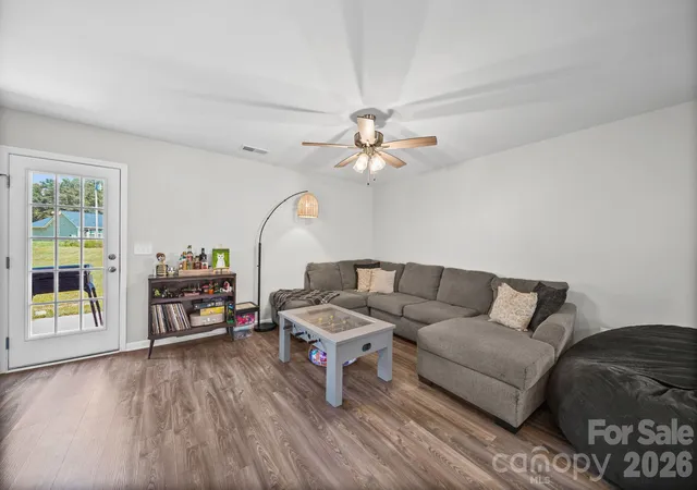 Photo 3 of Single family home for sale at 115 Fir St, Pageland, SC 29728 | MLS# 4421820 | Listing updated on 2026-09-05