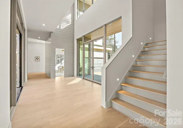 Photo 4 of Single family home for sale at 2019 Pellyn Wood Dr, Charlotte, NC 28226 | MLS# 4421824 | Listing updated on 2026-10-01