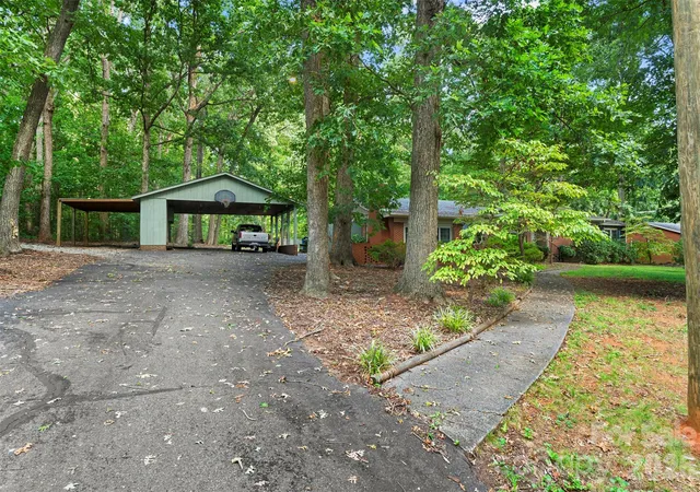 Photo 2 of Single family home for sale at 386 Broad St #0006 & 11, Denton, NC 27239 | MLS# 4421830 | Listing updated on 2026-09-05