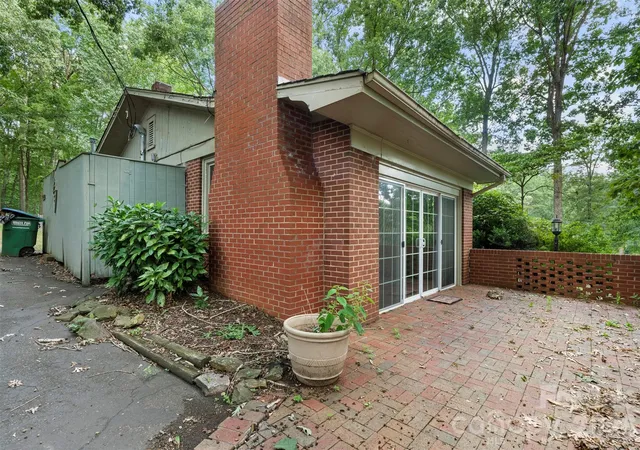 Photo 4 of Single family home for sale at 386 Broad St #0006 & 11, Denton, NC 27239 | MLS# 4421830 | Listing updated on 2026-09-05