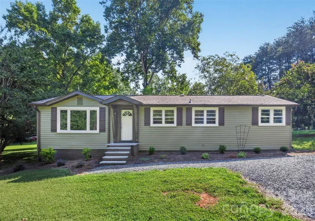 Photo 1 of Single family home for sale at 435 Mahaffey Dr, Salisbury, NC 28146 | MLS# 4421848 | Listing updated on 2026-09-06