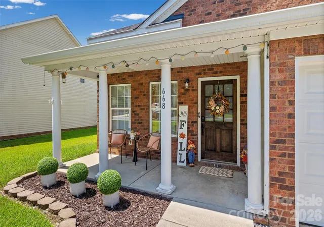 Photo 2 of Single family home for sale at 668 Lynville Ln #28, Rock Hill, SC 29730 | MLS# 4421852 | Listing updated on 2026-09-23