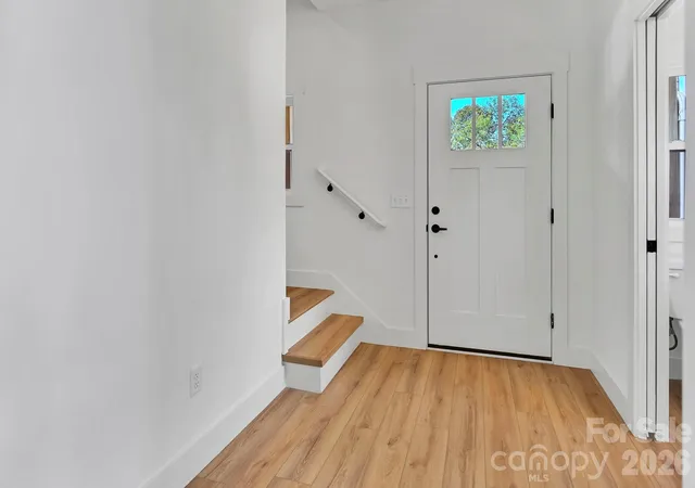 Photo 4 of Single family home for sale at 61 1st Street, Asheville, NC 28803 | MLS# 4421856 | Listing updated on 2026-09-19