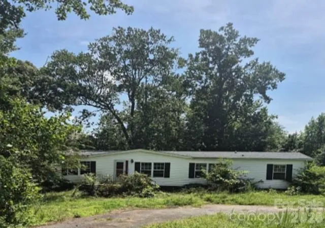 Photo 1 of Single family home for sale at 4831 Broken Pine Ln, Granite Falls, NC 28630 | MLS# 4421873 | Listing updated on 2026-09-25