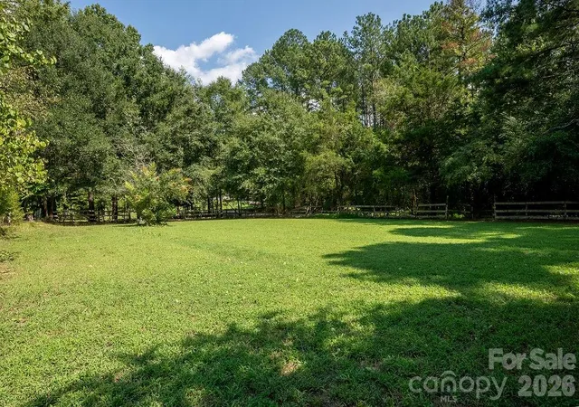 Photo 3 of Single family home for sale at 8095 Henry Harris Rd, Fort Mill, SC 29707 | MLS# 4421890 | Listing updated on 2026-09-05
