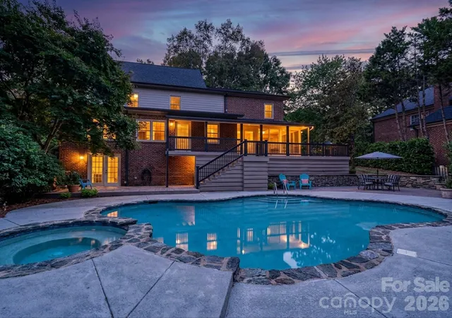 Photo 1 of Single family home for sale at 7019 Whitemarsh Ct, Charlotte, NC 28210 | MLS# 4421938 | Listing updated on 2026-10-28