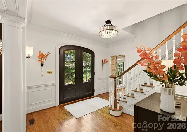 Photo 4 of Single family home for sale at 7019 Whitemarsh Ct, Charlotte, NC 28210 | MLS# 4421938 | Listing updated on 2026-10-28